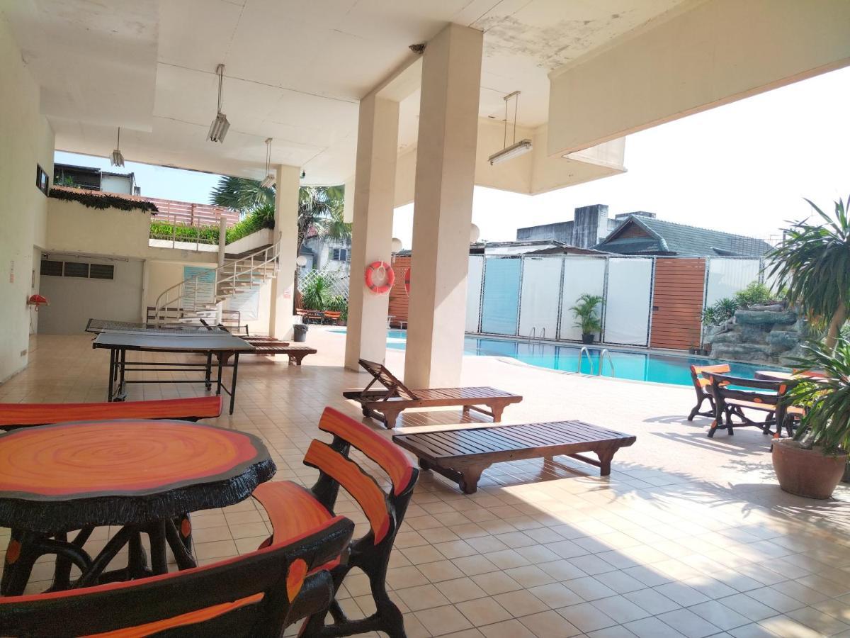 Supanich Condo Opposite The Train Station Chiangmai Chiang Mai Exterior photo