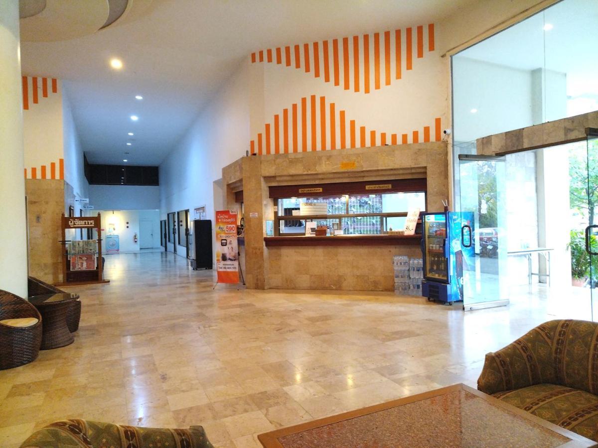 Supanich Condo Opposite The Train Station Chiangmai Chiang Mai Exterior photo